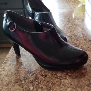 Life strife bootie